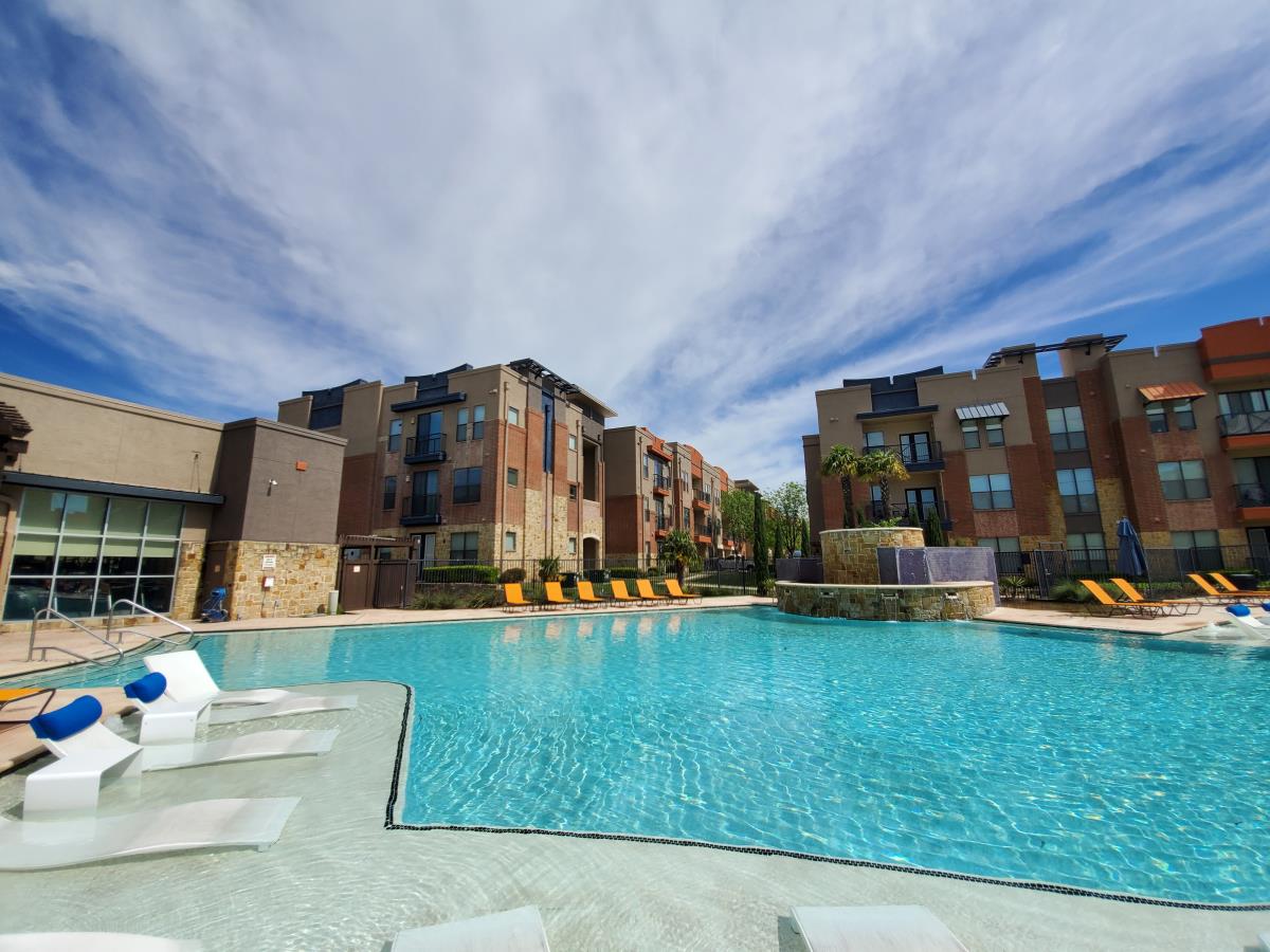Soho Parkway - Pool - Photo 7 of 36