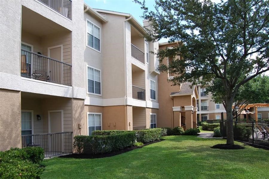 Stone Canyon Apartment