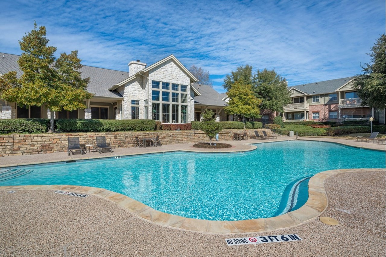 Creekside at Legacy - Plano, TX - Photo 1 of 19
