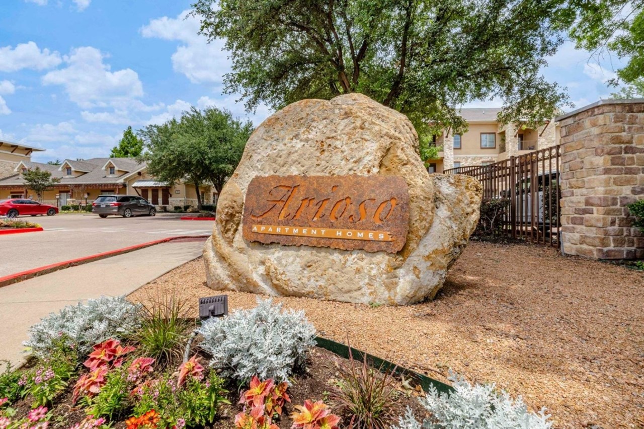 Arioso - Grand Prairie, TX - Photo 1 of 26