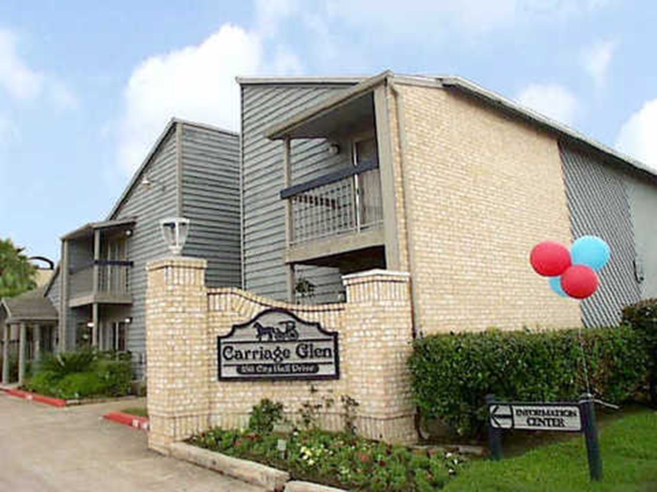 Carriage Glen - Rosenberg, TX - Photo 1 of 4