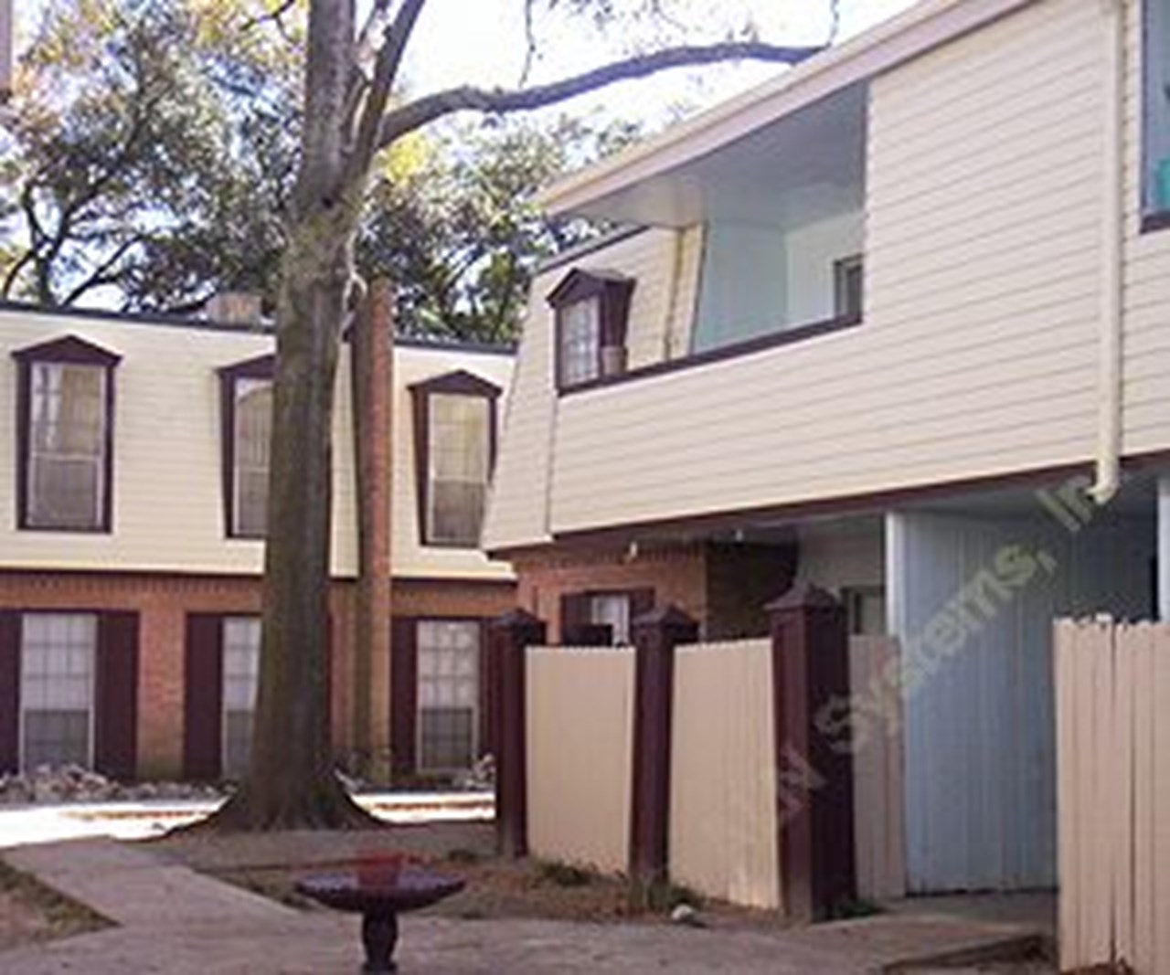 Villa Paree - Houston, TX - Photo 1 of 1