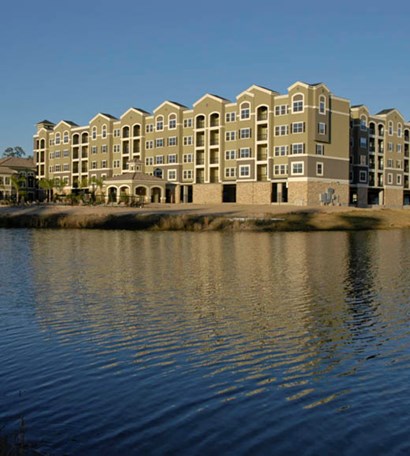 Abbey on Lake Wyndemere Apartments