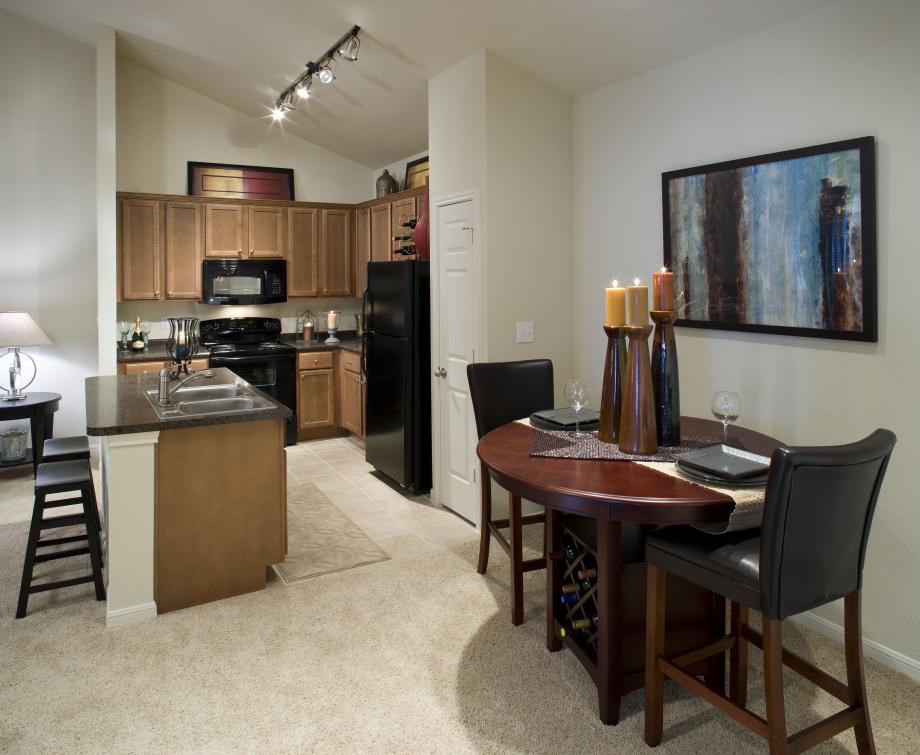 Camden Shadow Brook - Dining/Kitchen - Photo 8 of 8