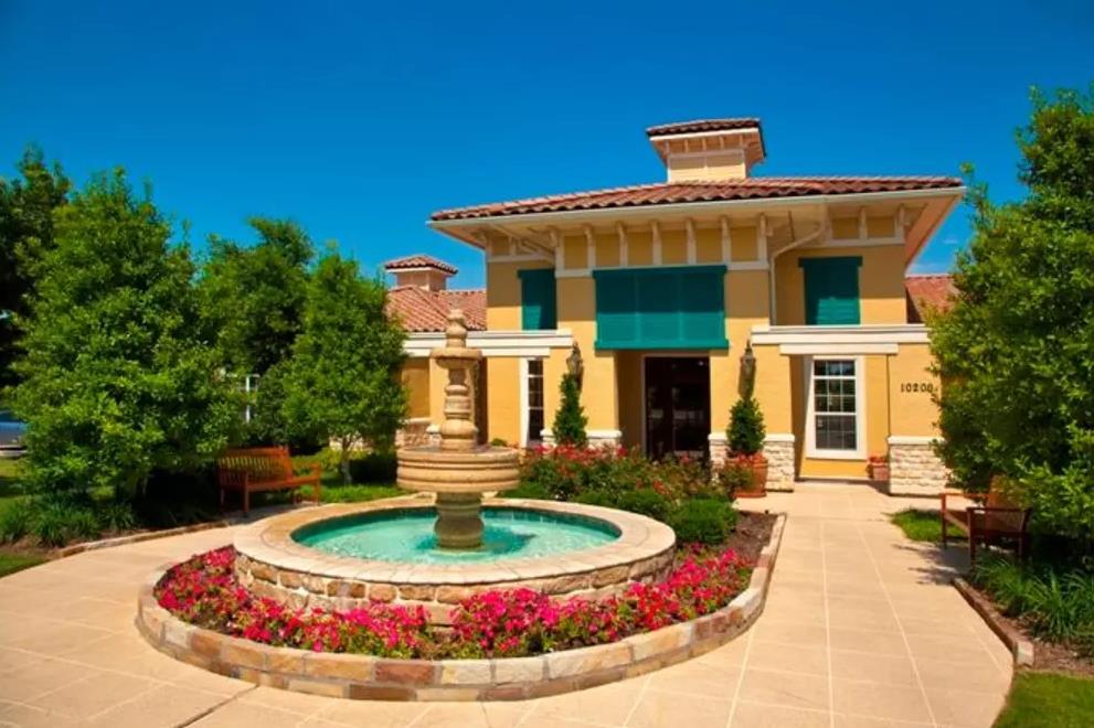 Estancia at Ridgeview Ranch Plano - $1265+ for 1, 2 & 3 Beds