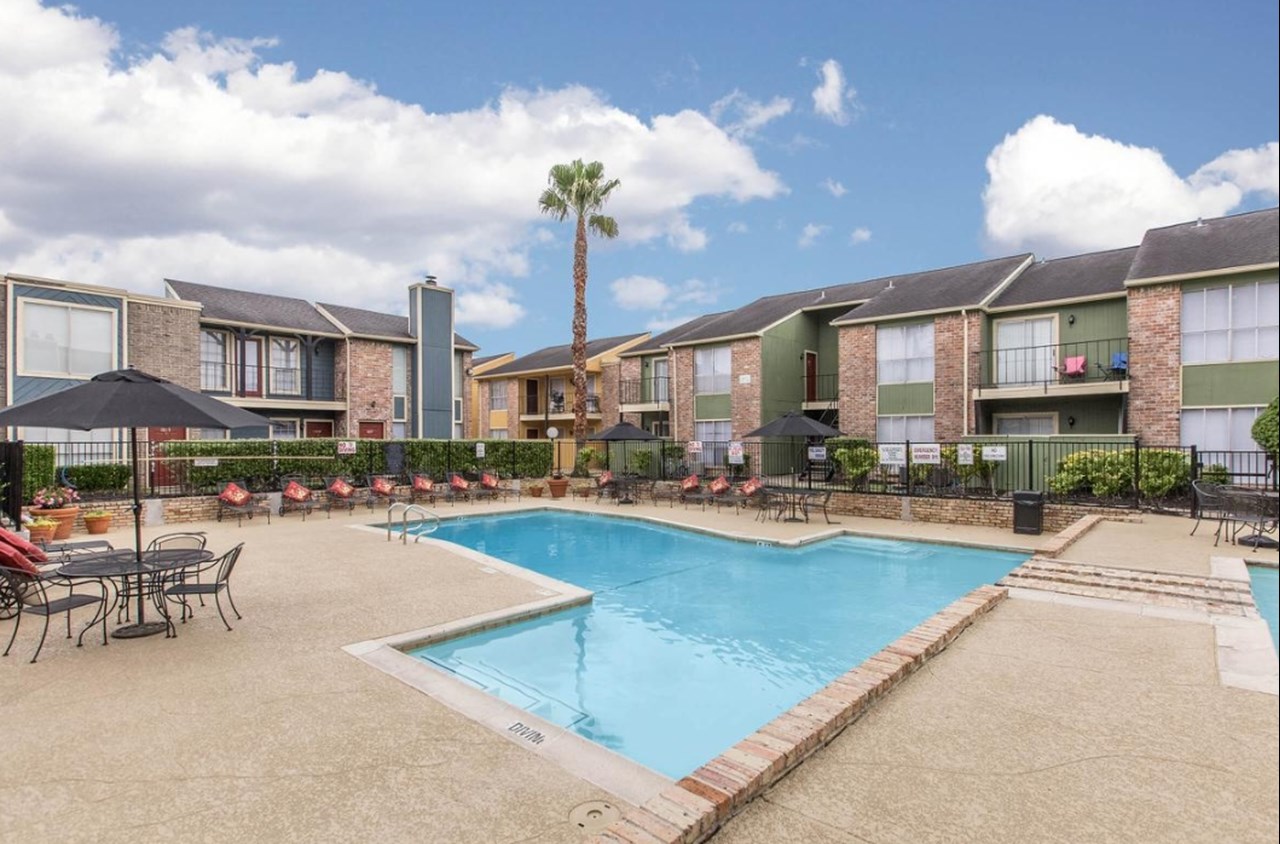 Lafayette Green - Houston, TX - Photo 1 of 8