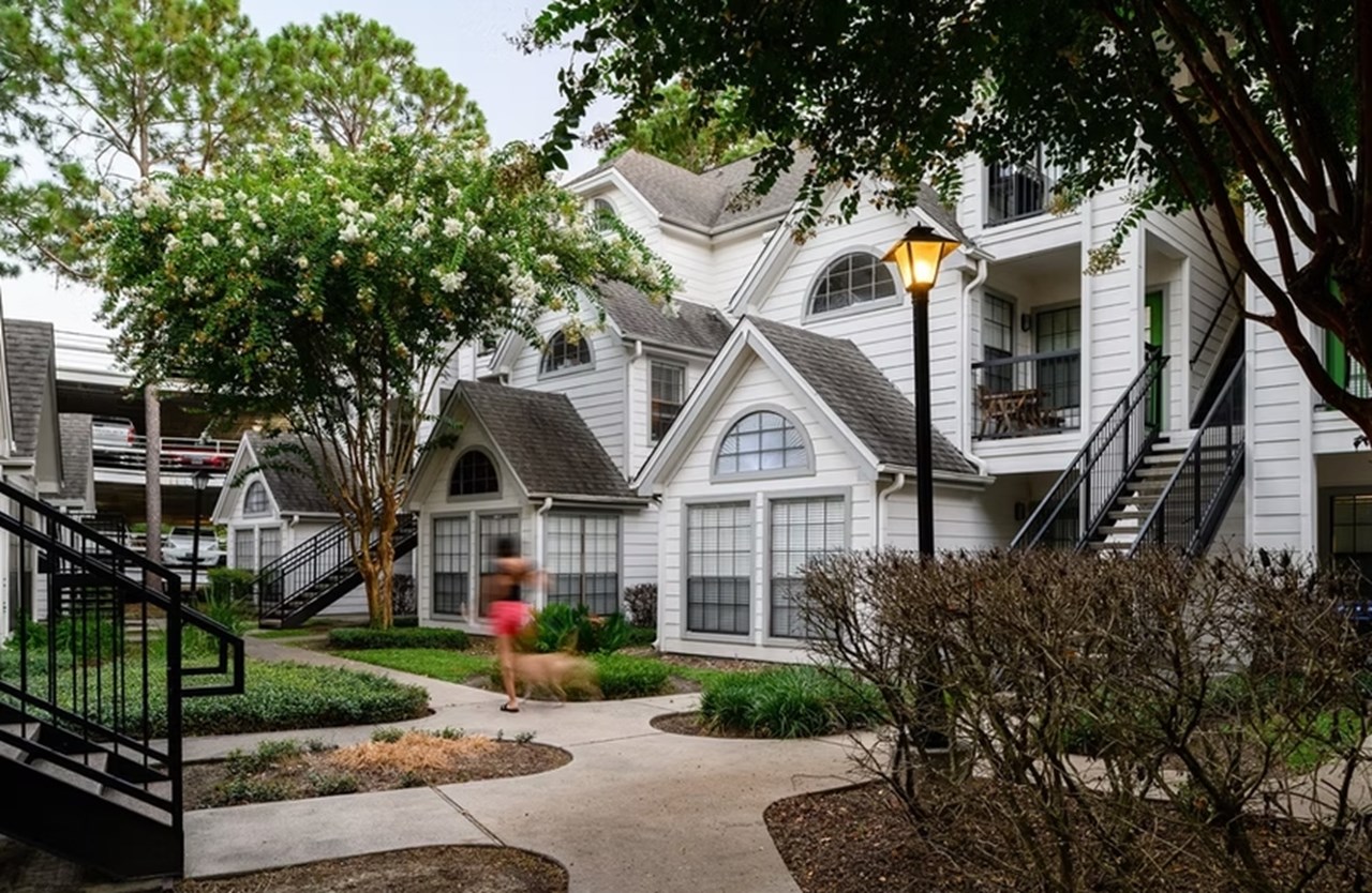 Grove at White Oak - Houston, TX - Photo 1 of 3