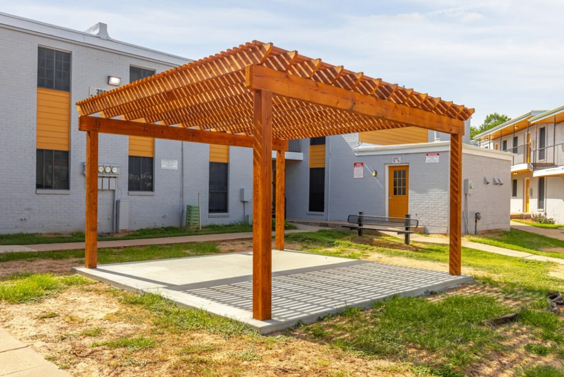 Rio - Picnic Area - Photo 3 of 21