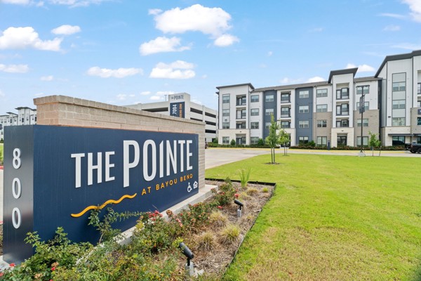 Pointe at Bayou Bend