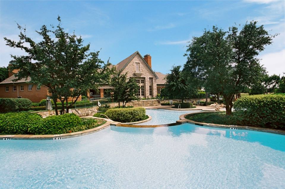 Seven Oaks - Pool - Photo 8 of 34
