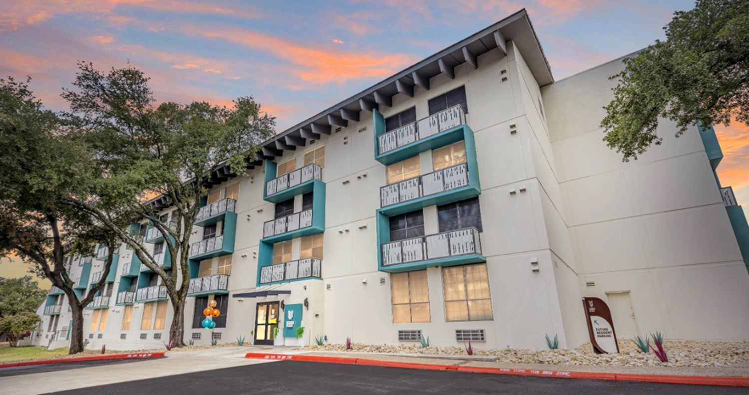 Veer Apartments Austin Texas