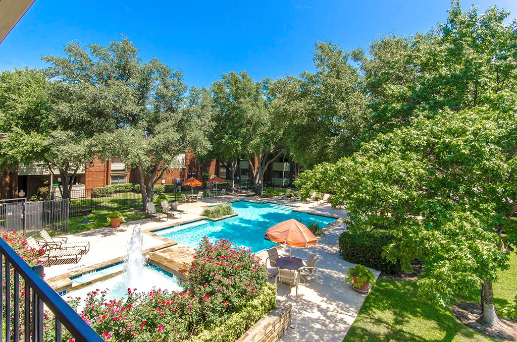 Indian Creek Apartment