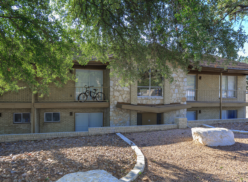 Executive - Exterior - Photo 4 of 9