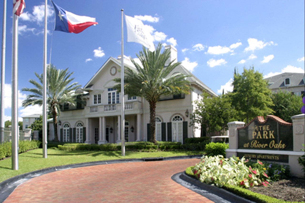 Park at River Oaks - Houston, TX - Photo 1 of 26