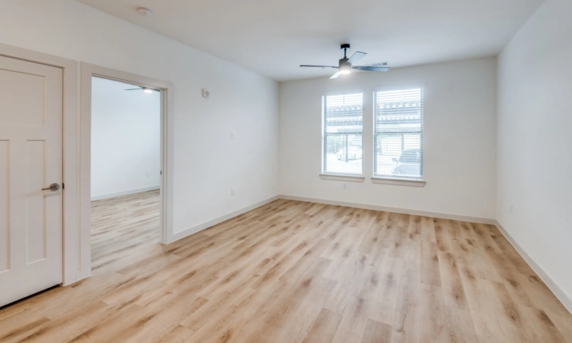 Burnett Lofts at Bishop Ridge - Dining - Photo 7 of 18