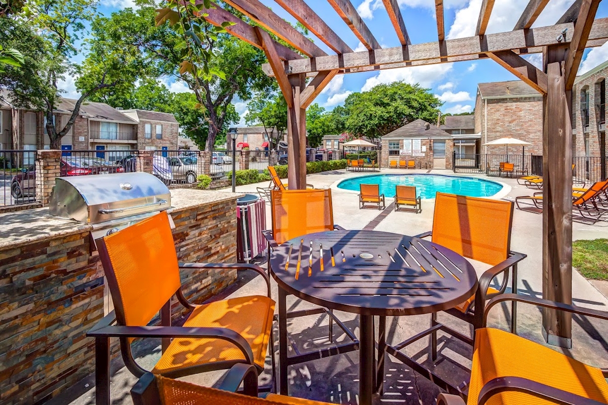 4 Eighty West Parker - BBQ - Photo 4 of 19