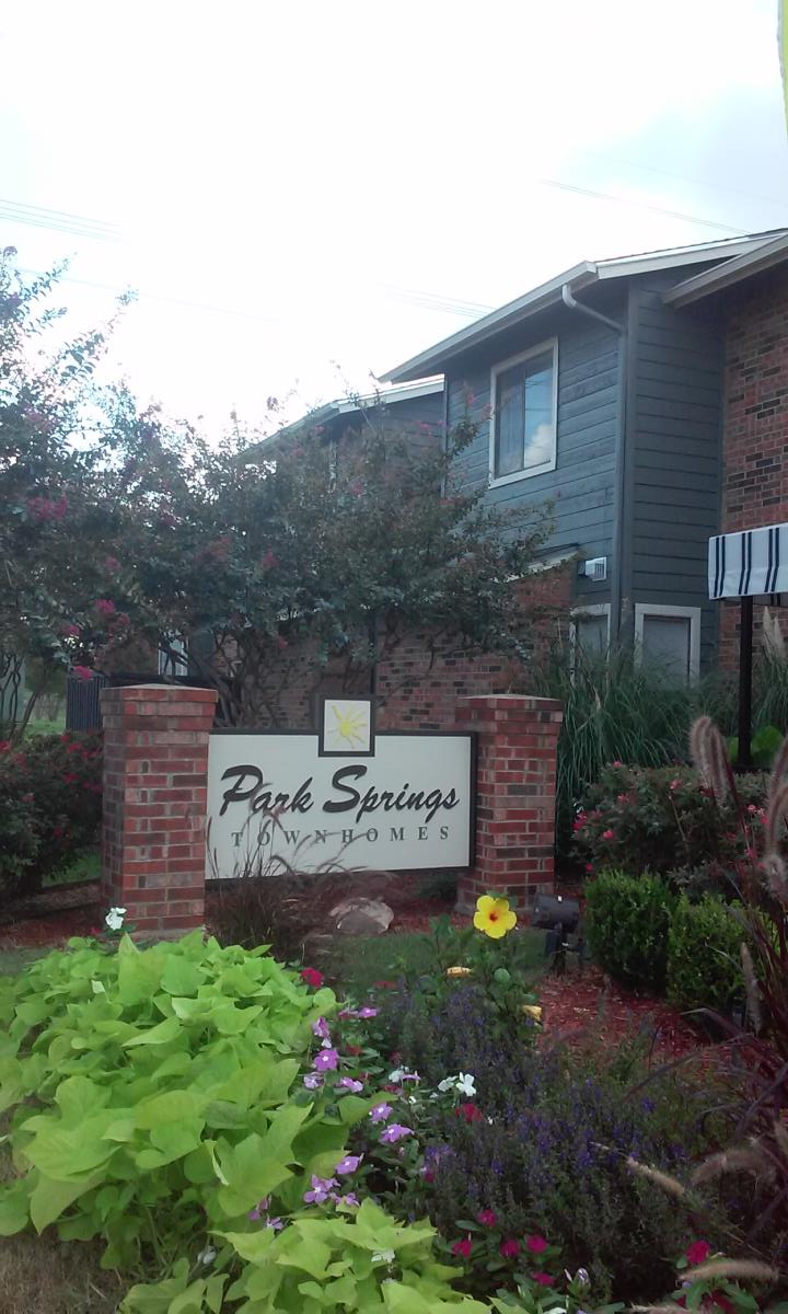 Park Springs Townhomes Apartment