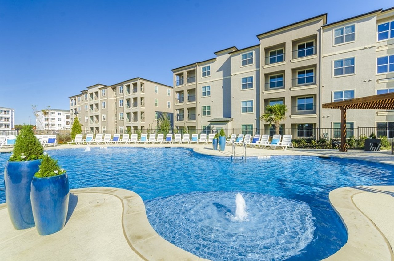 Encore 380 - Aubrey, TX - Photo 1 of 42