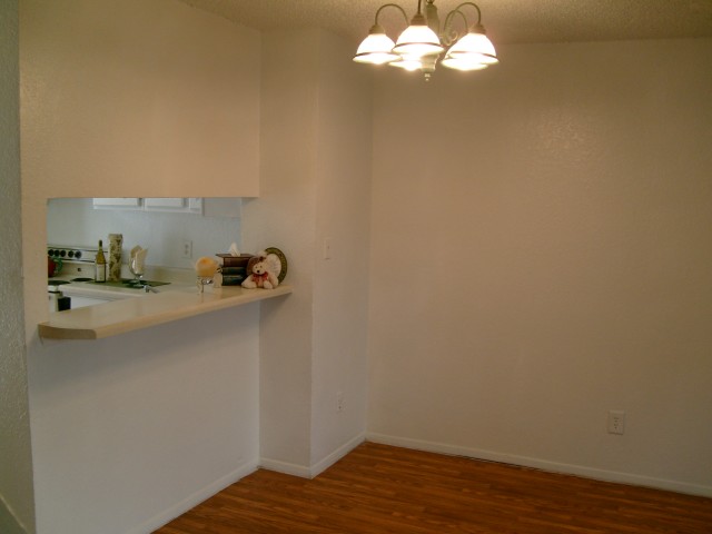 Round Rock Townhomes - Dining - Photo 8 of 12