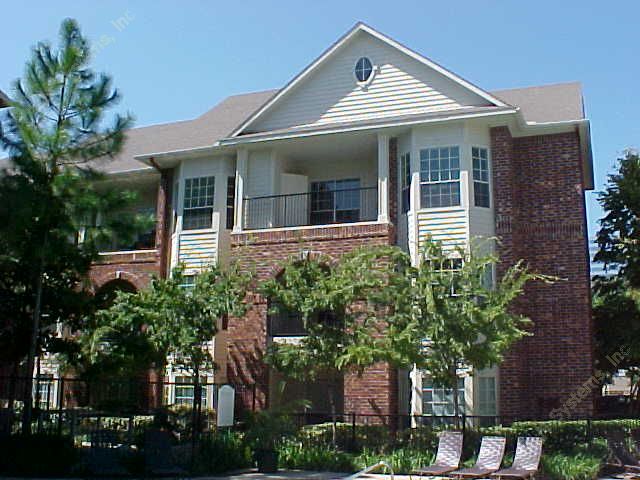 Post Oak Park I Apartment