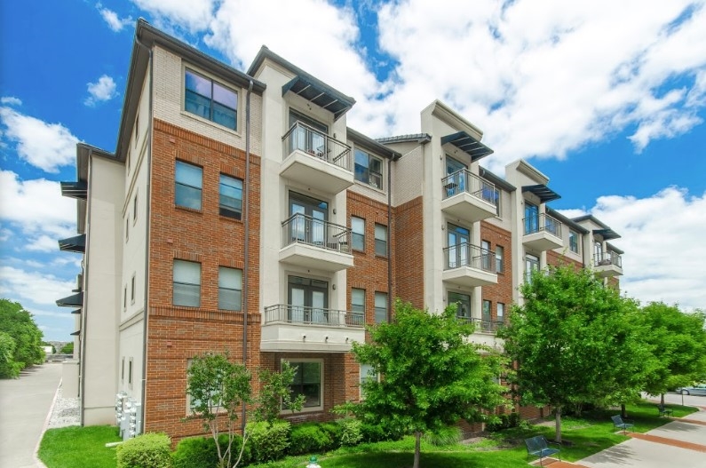 Cortland Addison Circle - View Floorplans, Photos & More