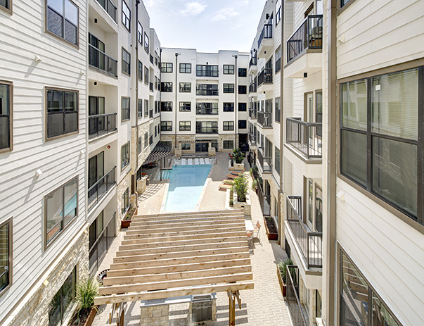 Crest at Pearl - Pool - Photo 2 of 12