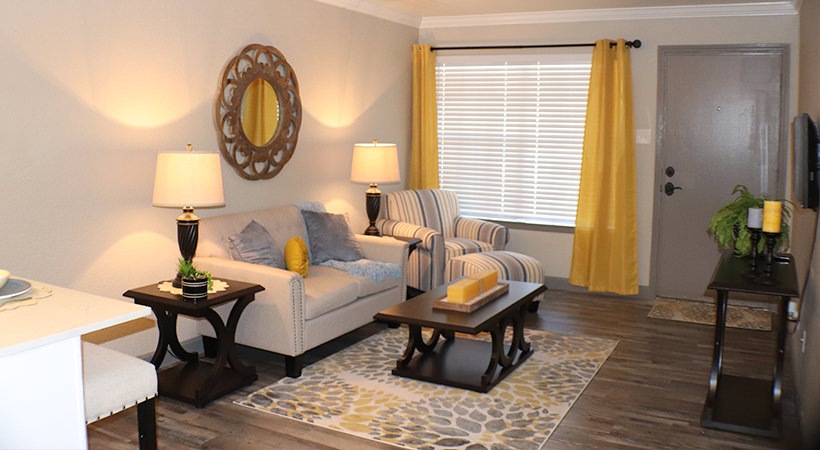 Villas at the Parks - Living - Photo 6 of 10
