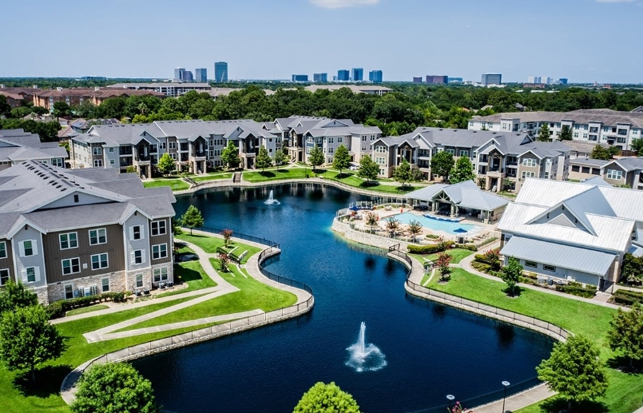 Aliso Briar Forest - Houston, TX - Photo 1 of 23