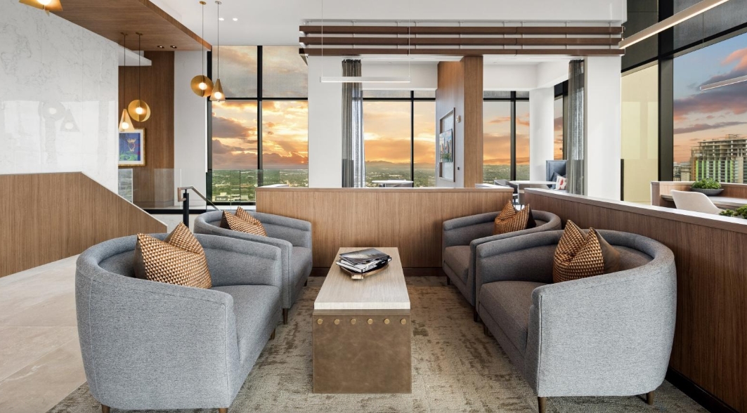 Hanover Turtle Creek Tower - Lounge - Photo 5 of 28
