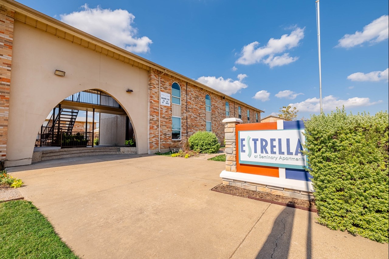 Estrella at Seminary - Fort Worth, TX - Photo 1 of 13