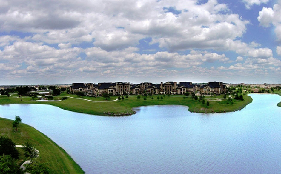 Lakeside Villas at Cinco Ranch Apartment