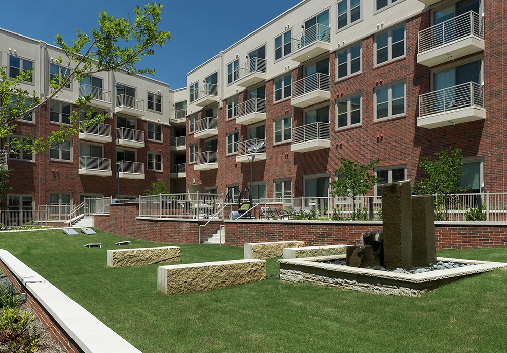 Central Square at Frisco 1194+ for 1, 2 & 3 Bed Apts