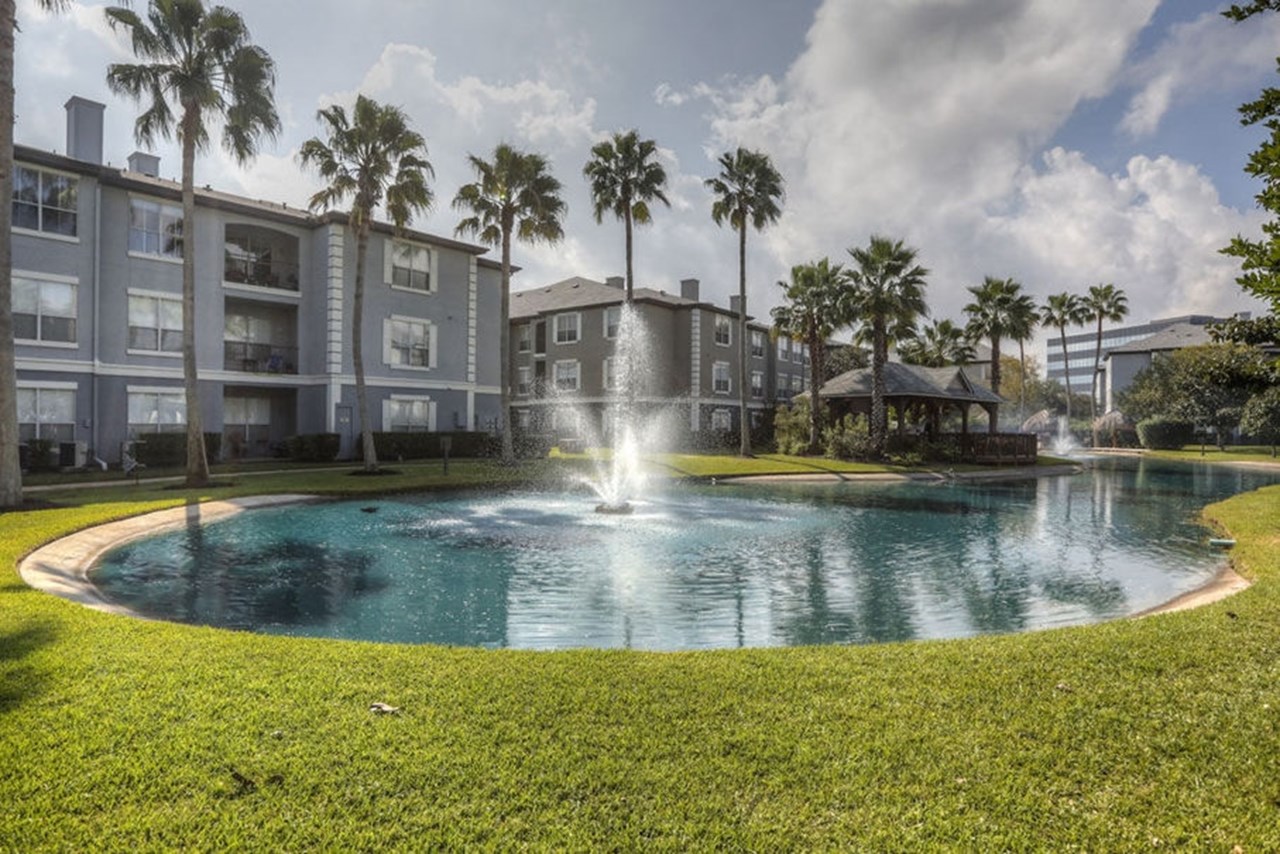 Palms at Clear Lake - Houston, TX - Photo 1 of 11