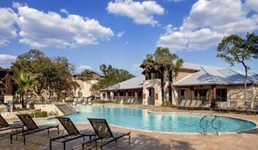 Platinum Shavano Oaks Apartments San Antonio Texas