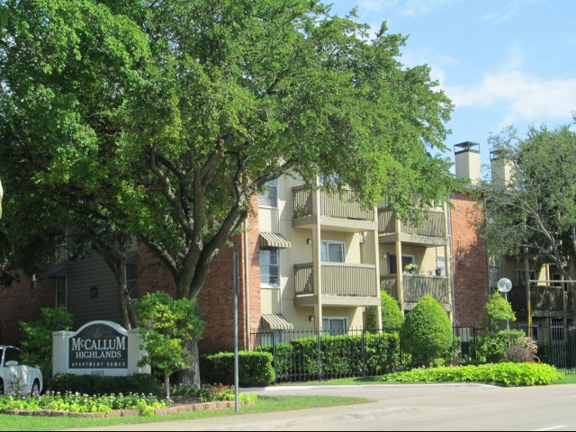 McCallum Highlands Apartment