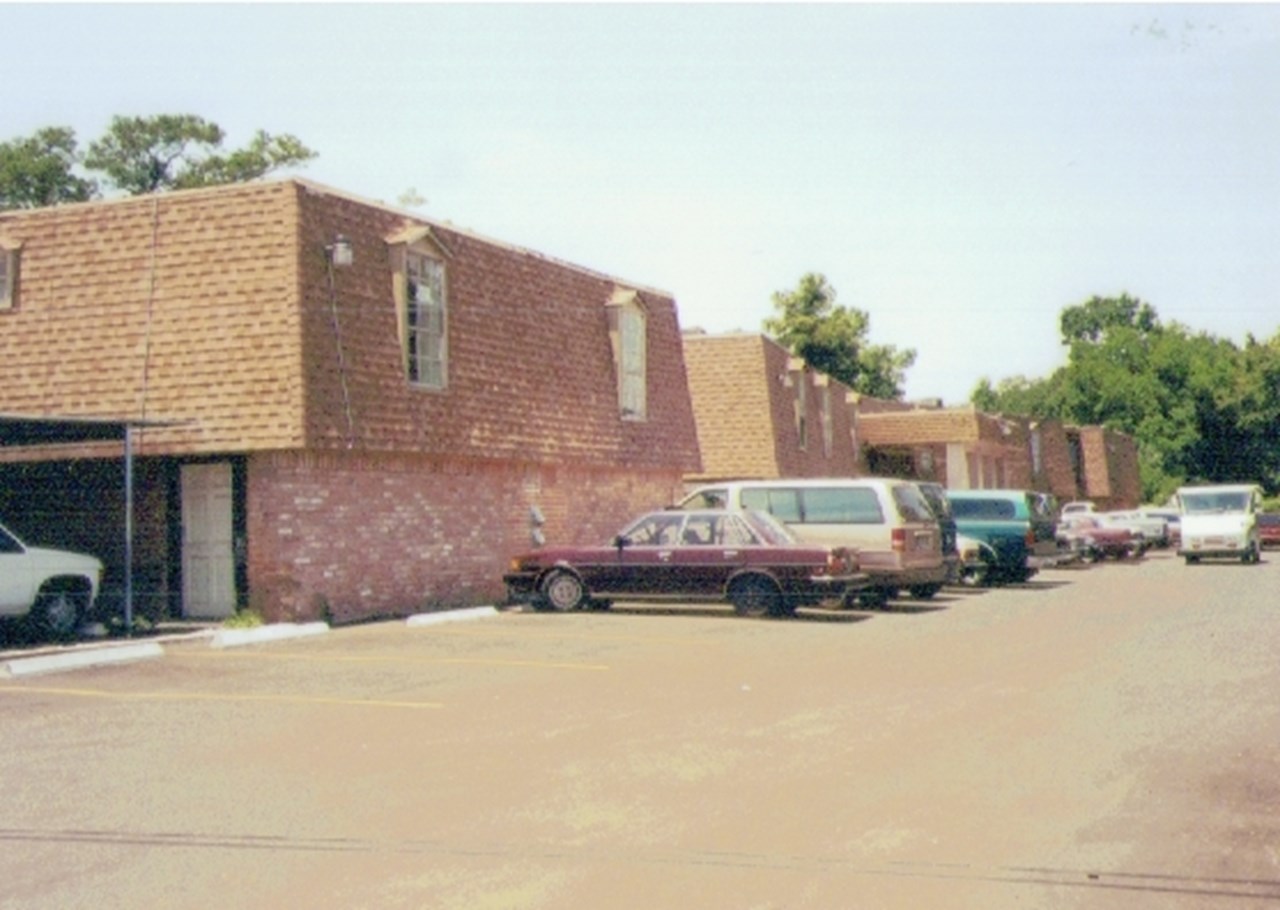 Channelview Garden - Channelview, TX - Photo 1 of 3