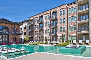 Canal I Apartments Farmers Branch Texas