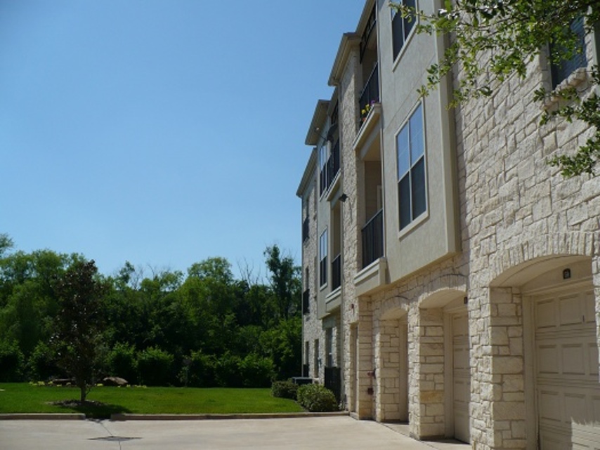 Spicewood Crossing Carrollton 1450+ for 1, 2 & 3 Beds