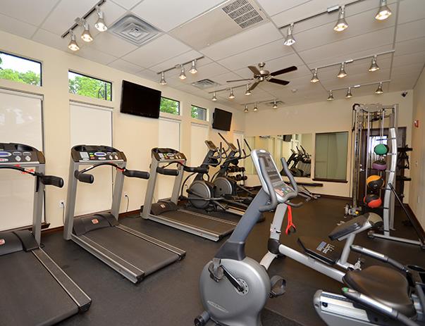 Vintage West Campus - Fitness - Photo 2 of 7