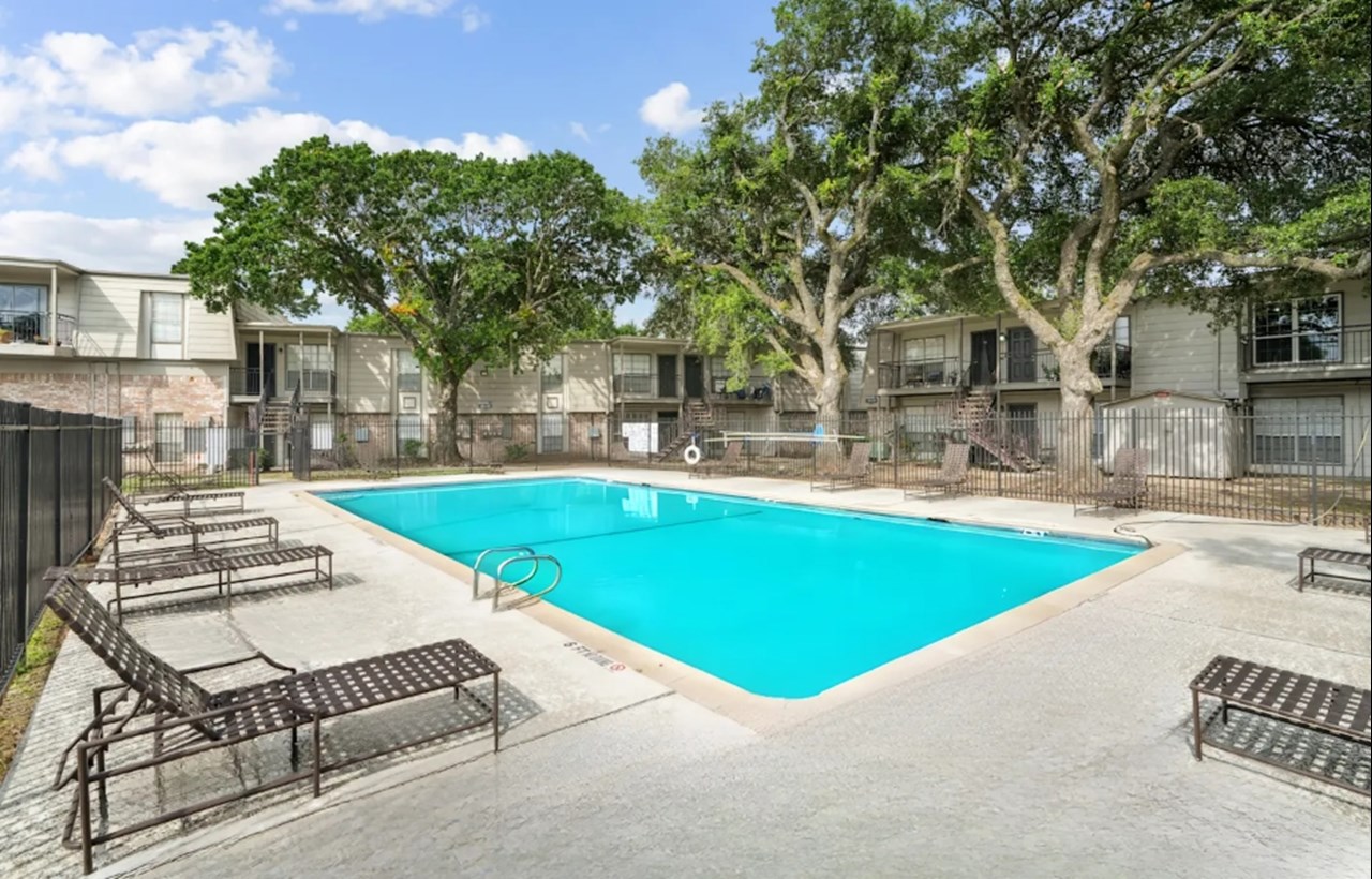 Nubia Square - Houston, TX - Photo 1 of 3