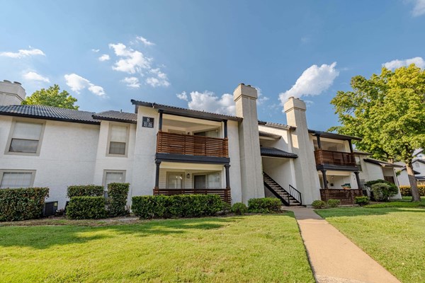 Villas at Chase Oaks