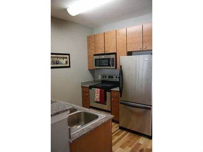 Texan Shoal Creek - Kitchen - Photo 4 of 6