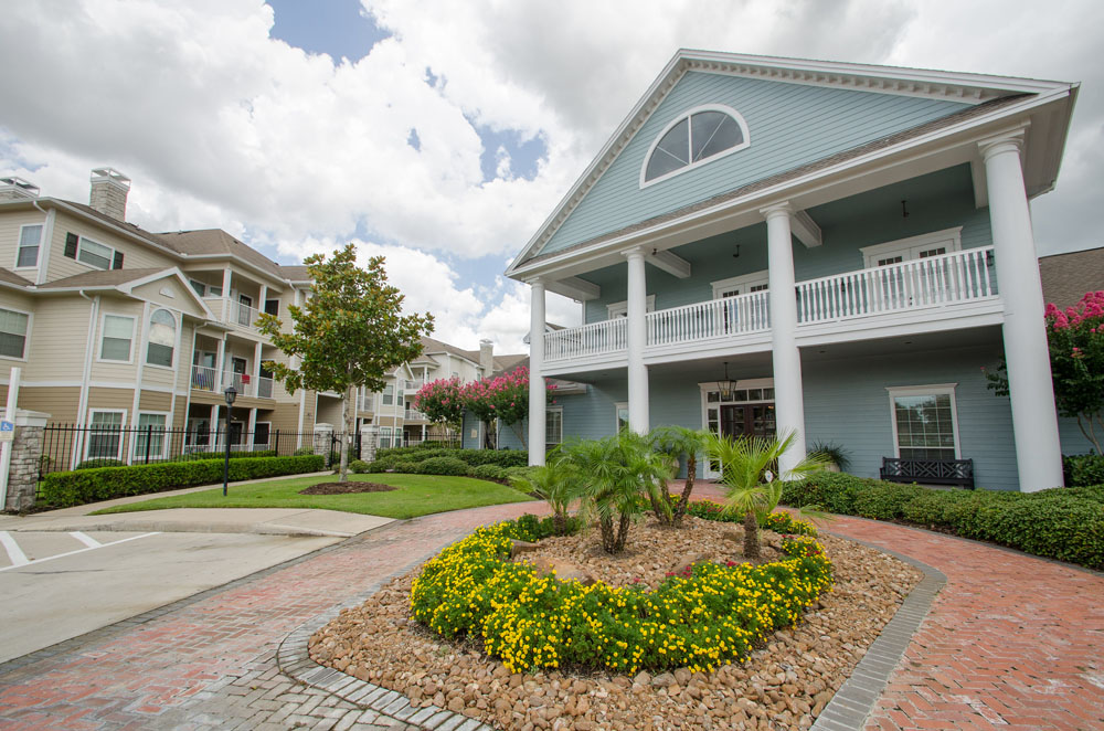 Advenir at Woodbridge Reserve Apartment