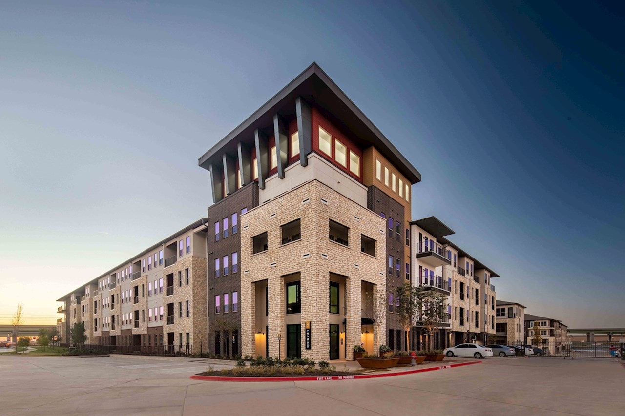 Sagemont - Irving, TX - Photo 1 of 36