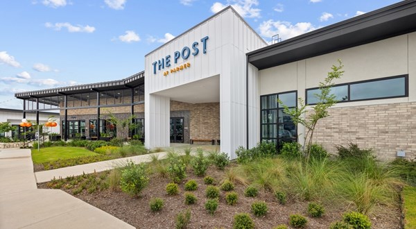 Post at Parmer