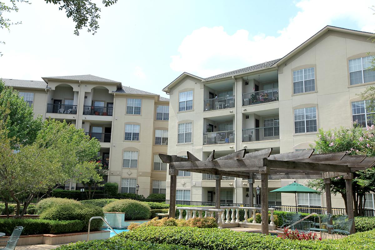 Waterford at Goldmark Apartment