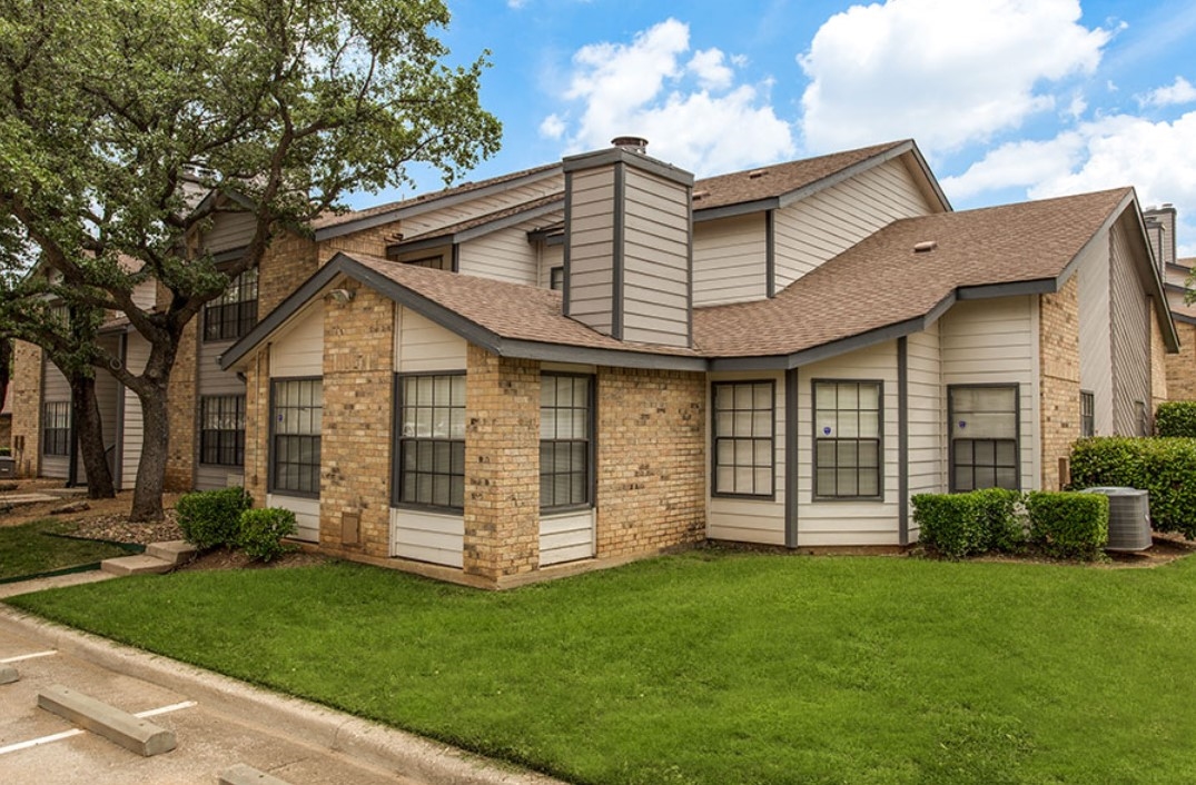 Ridge On Randol Fort Worth 808 For 1 2 Bed Apts