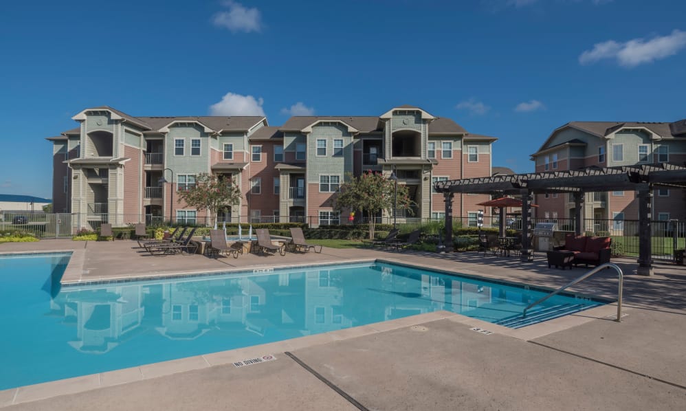 Cambria Cove Houston 1043+ for 1 & 2 Bed Apts