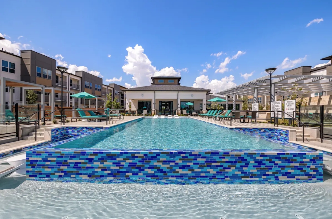 Kingsley at Shadow Creek Ranch - Pool - Photo 2 of 33