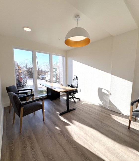 Clifton Riverside - Office - Photo 6 of 6